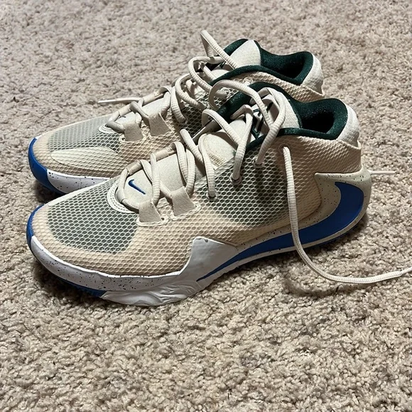 Giannis Zoom Freak 1 Cream City - Picture 2 of 3